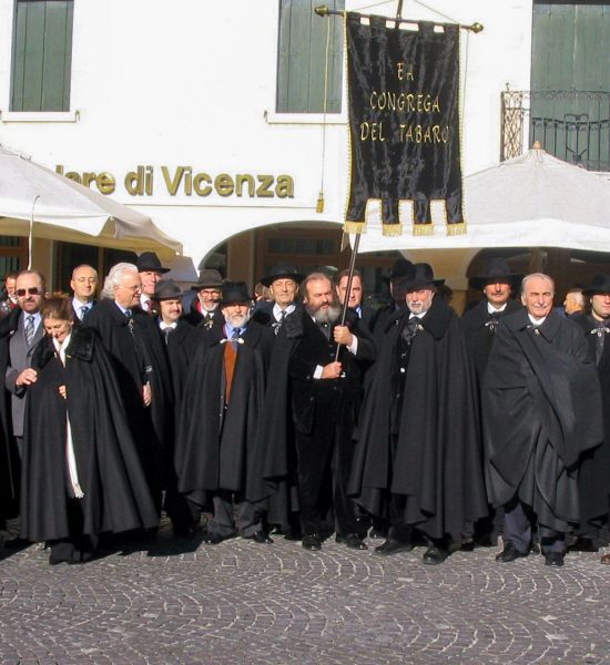 2004-11-21 Primo lustro dalla fondazione della Congrega del Tabàro